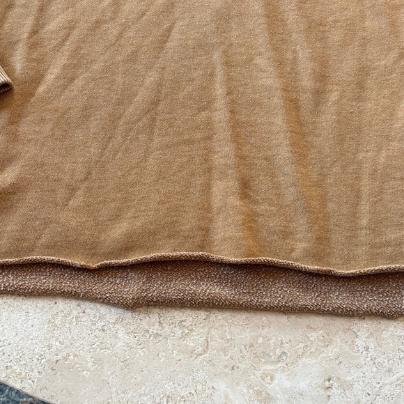 Aerie Size Medium Warm Tan cowl neck sweat with raw hem - Picture 4 of 6